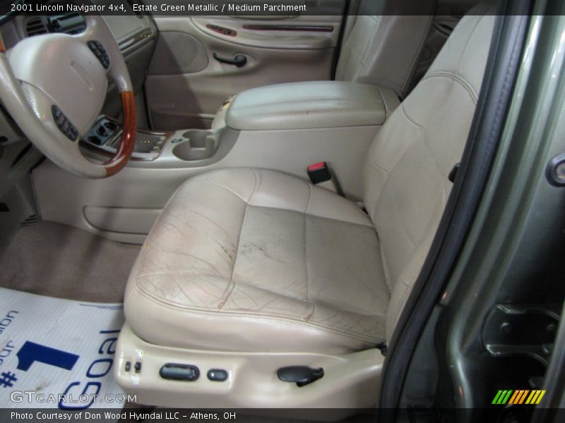 Estate Green Metallic / Medium Parchment 2001 Lincoln Navigator 4x4