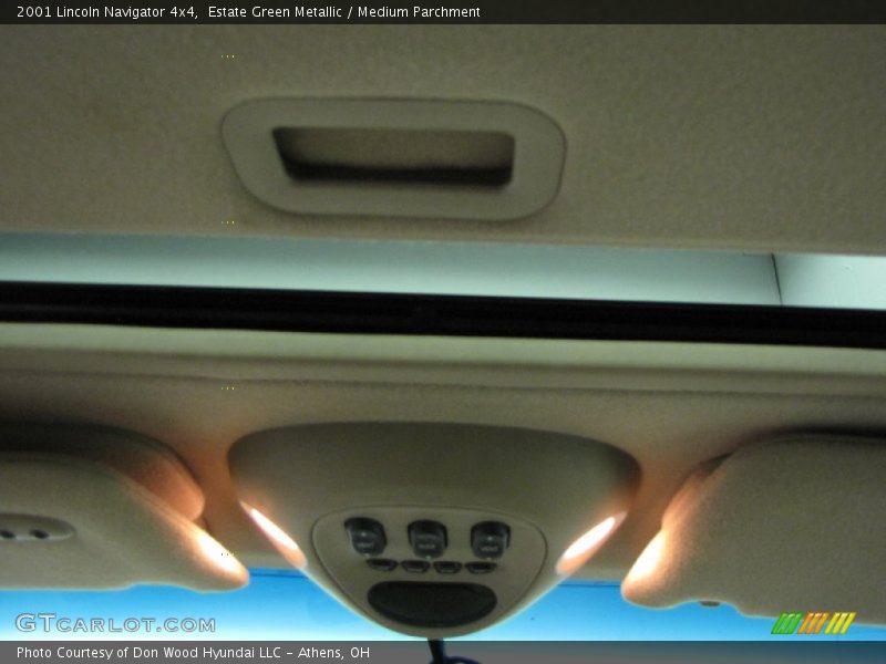 Estate Green Metallic / Medium Parchment 2001 Lincoln Navigator 4x4