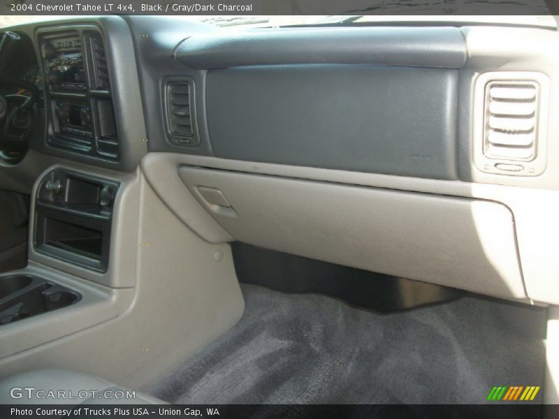 Black / Gray/Dark Charcoal 2004 Chevrolet Tahoe LT 4x4