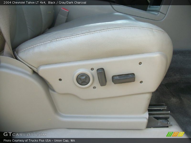 Black / Gray/Dark Charcoal 2004 Chevrolet Tahoe LT 4x4