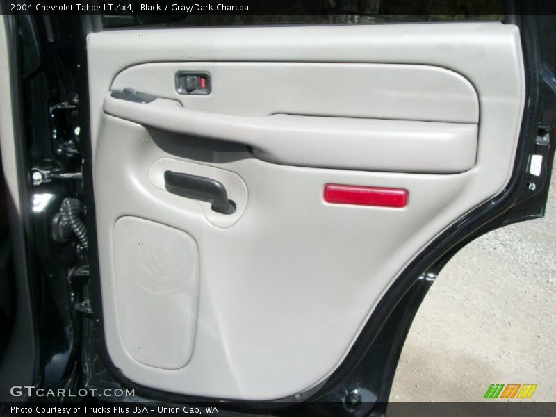 Black / Gray/Dark Charcoal 2004 Chevrolet Tahoe LT 4x4