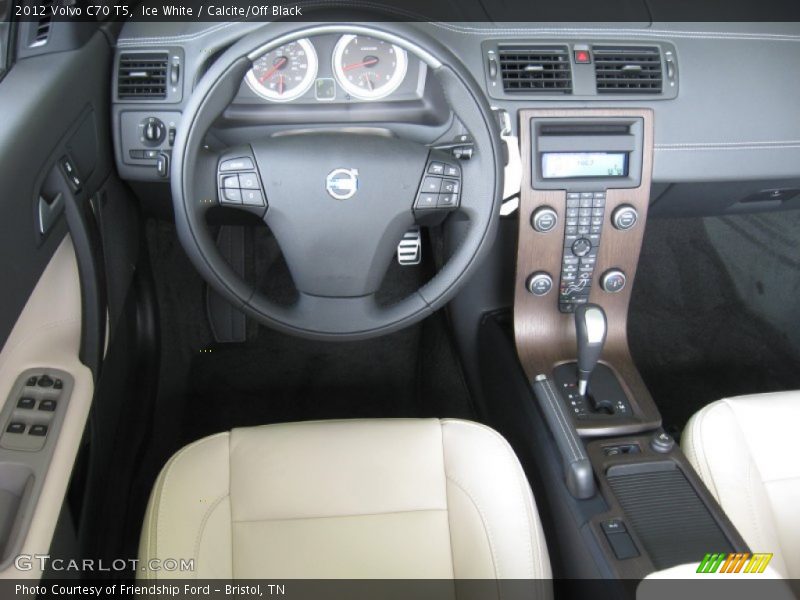 Ice White / Calcite/Off Black 2012 Volvo C70 T5