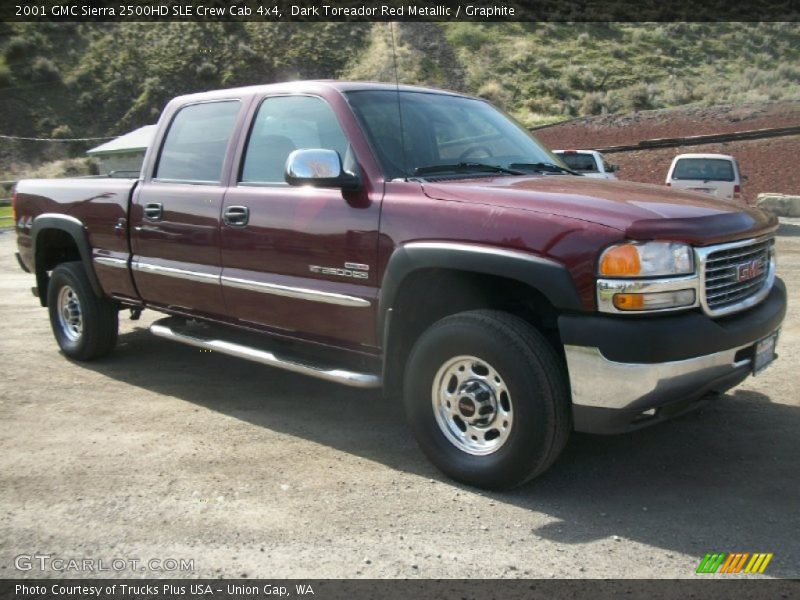 Dark Toreador Red Metallic / Graphite 2001 GMC Sierra 2500HD SLE Crew Cab 4x4