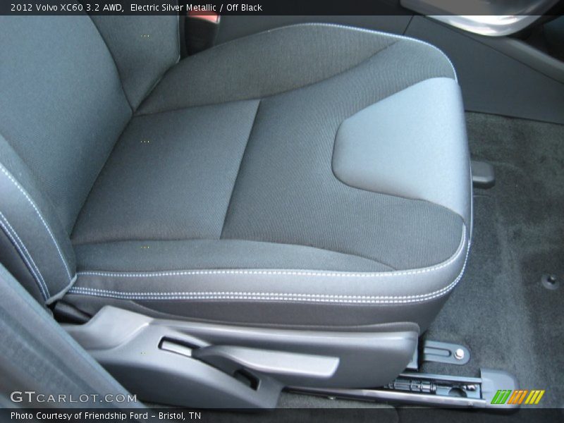 Electric Silver Metallic / Off Black 2012 Volvo XC60 3.2 AWD