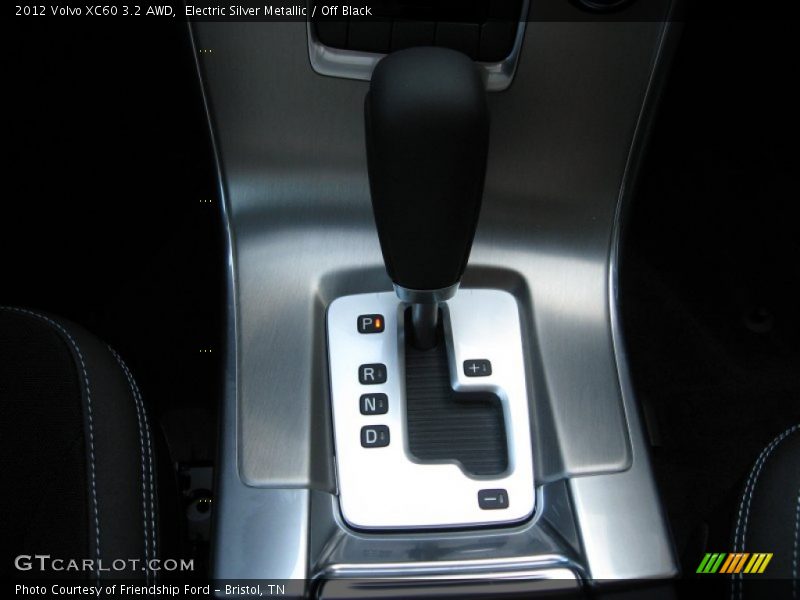 Electric Silver Metallic / Off Black 2012 Volvo XC60 3.2 AWD