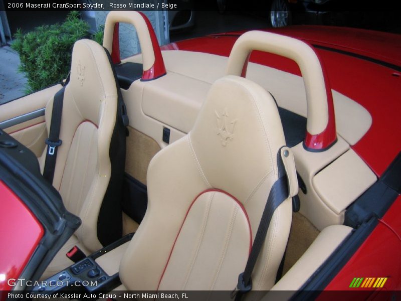 Rosso Mondiale / Beige 2006 Maserati GranSport Spyder