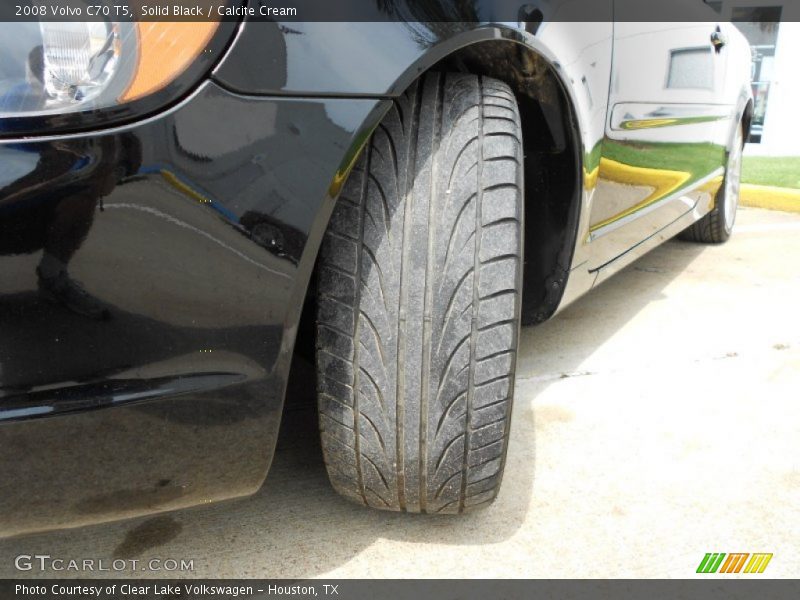 Solid Black / Calcite Cream 2008 Volvo C70 T5