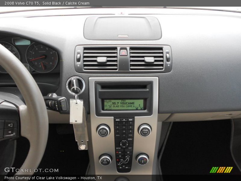 Solid Black / Calcite Cream 2008 Volvo C70 T5