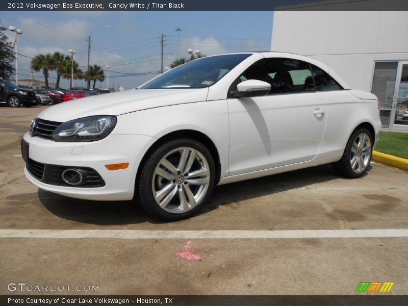 Front 3/4 View of 2012 Eos Executive