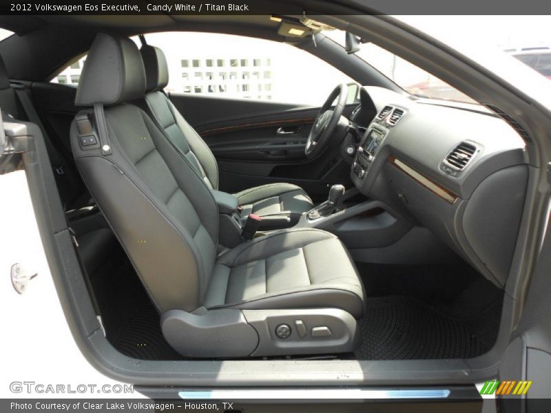 Candy White / Titan Black 2012 Volkswagen Eos Executive