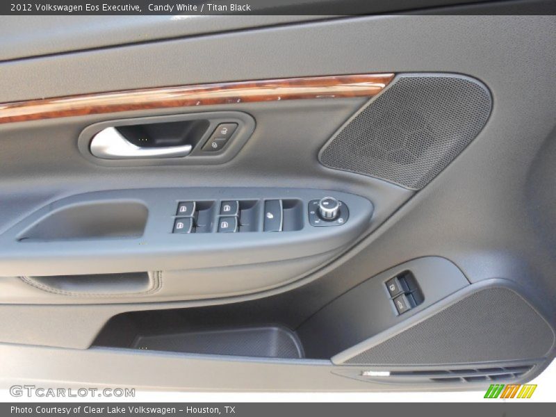 Candy White / Titan Black 2012 Volkswagen Eos Executive