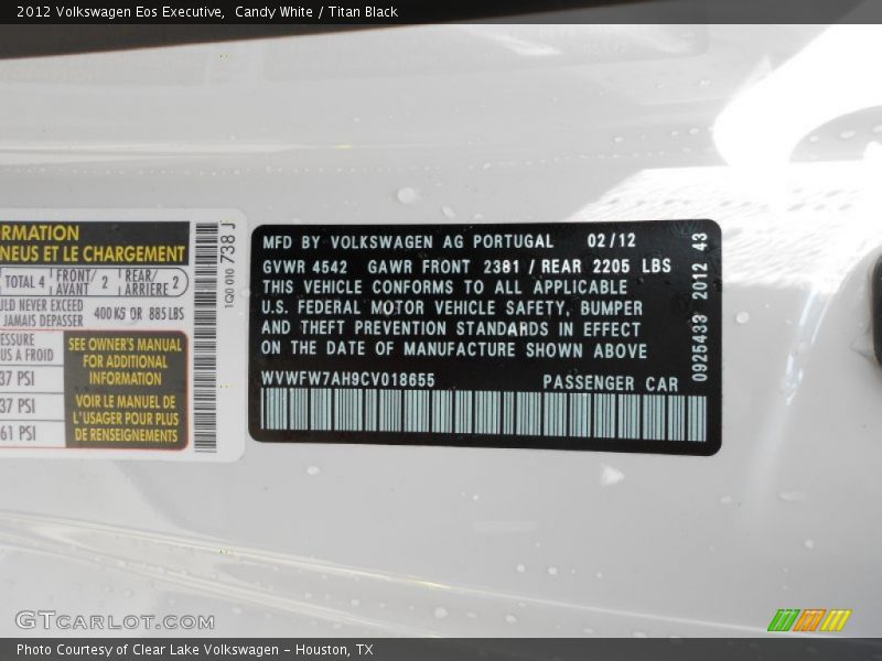 Candy White / Titan Black 2012 Volkswagen Eos Executive