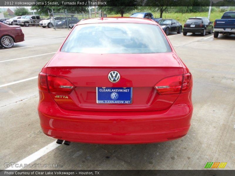 Tornado Red / Titan Black 2012 Volkswagen Jetta S Sedan