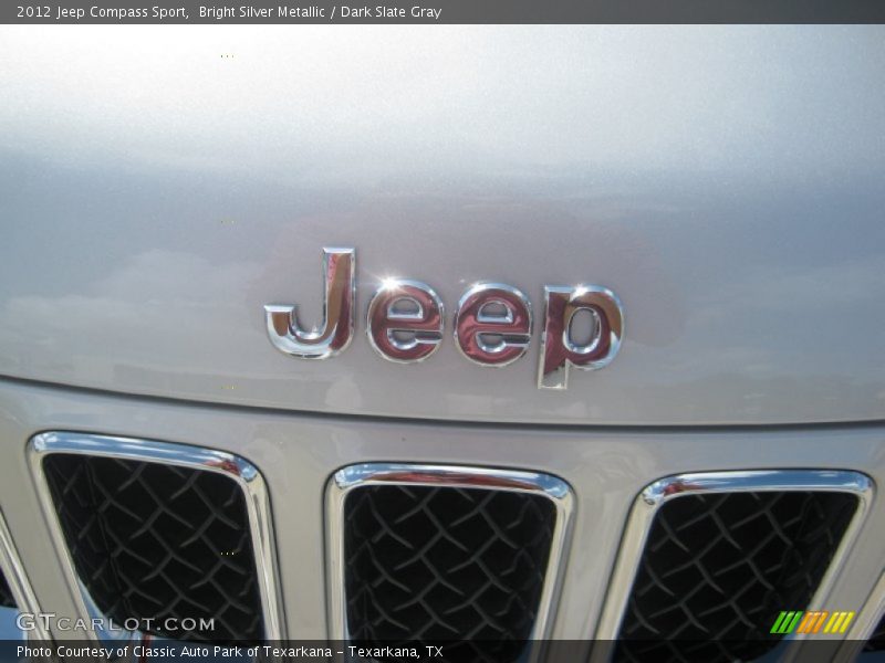 Bright Silver Metallic / Dark Slate Gray 2012 Jeep Compass Sport