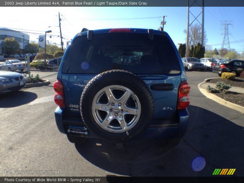 Patriot Blue Pearl / Light Taupe/Dark Slate Gray 2003 Jeep Liberty Limited 4x4