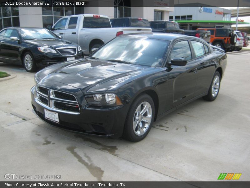 Pitch Black / Black 2012 Dodge Charger SE