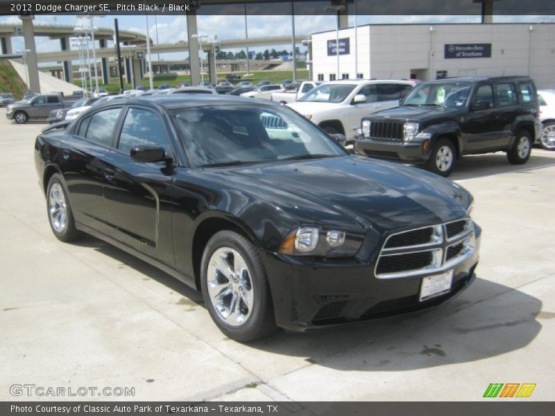 Pitch Black / Black 2012 Dodge Charger SE