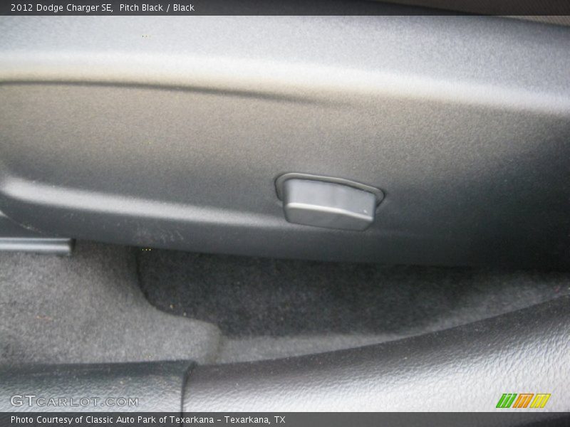 Pitch Black / Black 2012 Dodge Charger SE