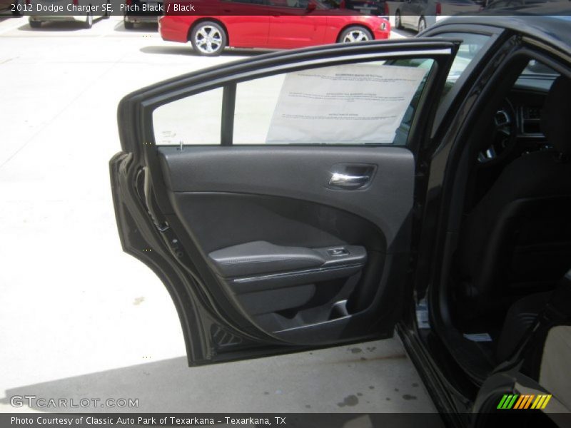 Pitch Black / Black 2012 Dodge Charger SE