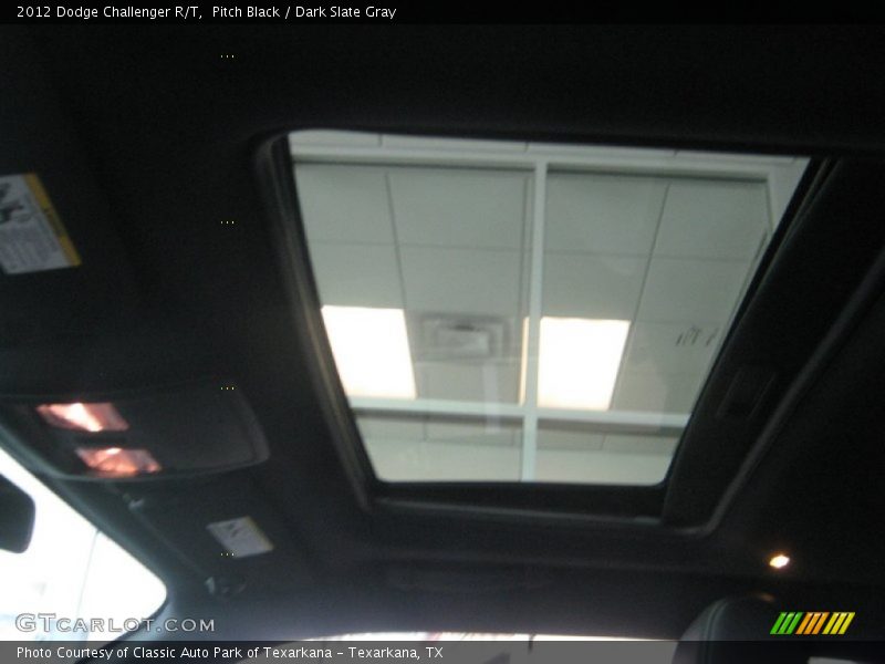 Pitch Black / Dark Slate Gray 2012 Dodge Challenger R/T