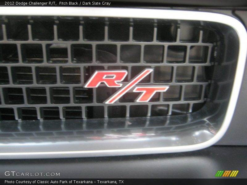 Pitch Black / Dark Slate Gray 2012 Dodge Challenger R/T