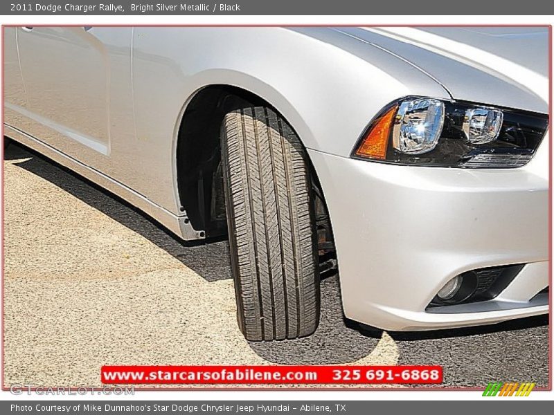 Bright Silver Metallic / Black 2011 Dodge Charger Rallye