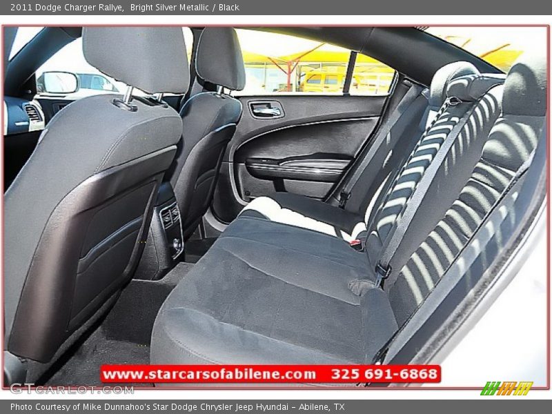 Bright Silver Metallic / Black 2011 Dodge Charger Rallye