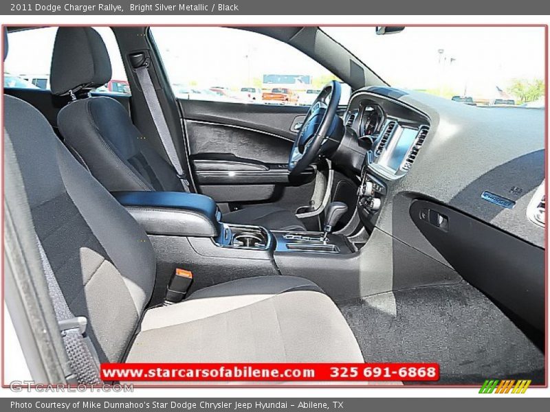 Bright Silver Metallic / Black 2011 Dodge Charger Rallye