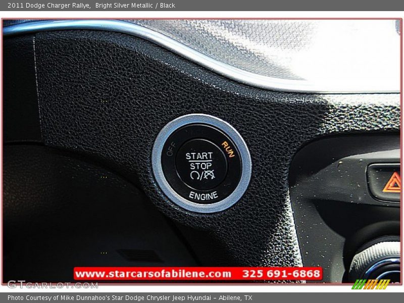 Bright Silver Metallic / Black 2011 Dodge Charger Rallye