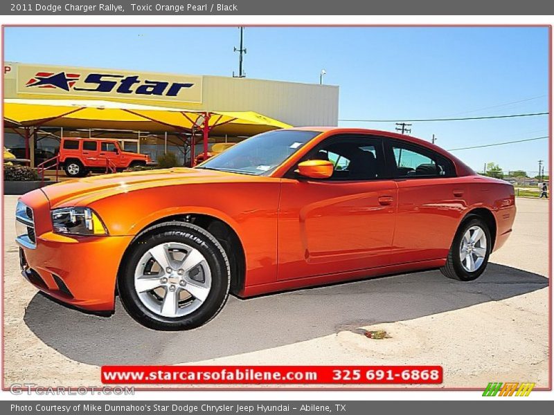 Toxic Orange Pearl / Black 2011 Dodge Charger Rallye