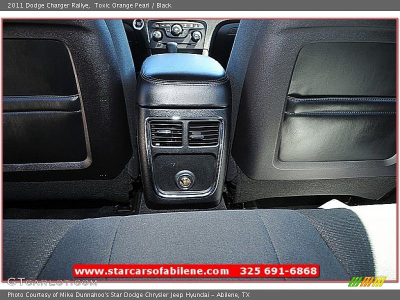 Toxic Orange Pearl / Black 2011 Dodge Charger Rallye