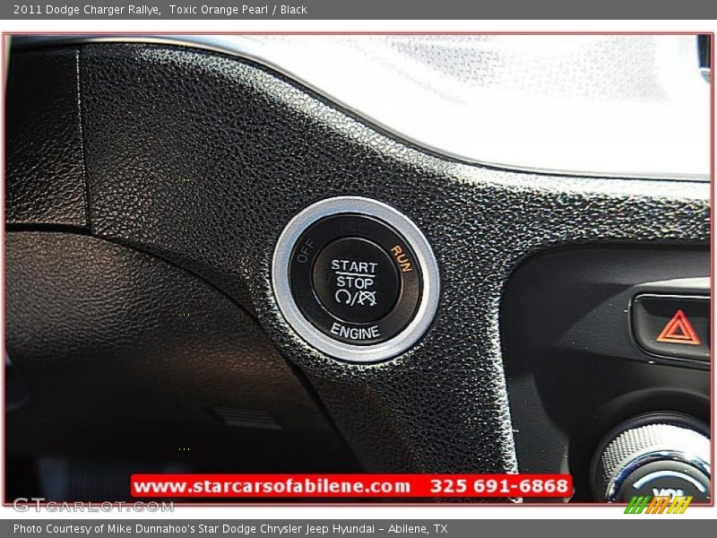 Toxic Orange Pearl / Black 2011 Dodge Charger Rallye
