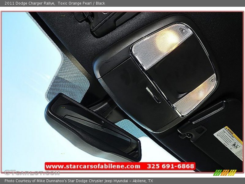 Toxic Orange Pearl / Black 2011 Dodge Charger Rallye