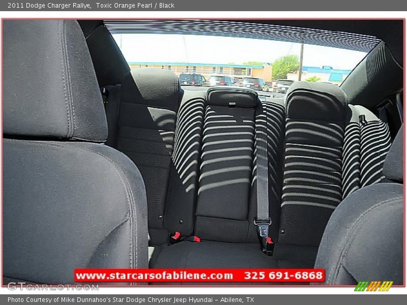 Toxic Orange Pearl / Black 2011 Dodge Charger Rallye