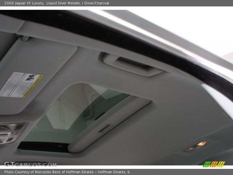 Liquid Silver Metallic / Dove/Charcoal 2009 Jaguar XF Luxury