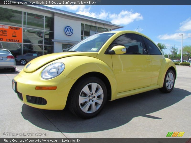 Sunflower Yellow / Black 2009 Volkswagen New Beetle 2.5 Coupe