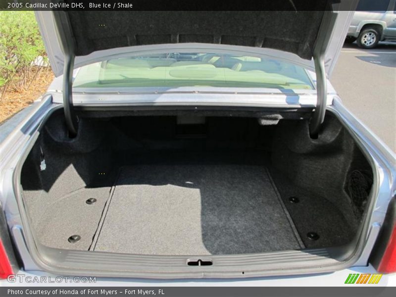 Blue Ice / Shale 2005 Cadillac DeVille DHS