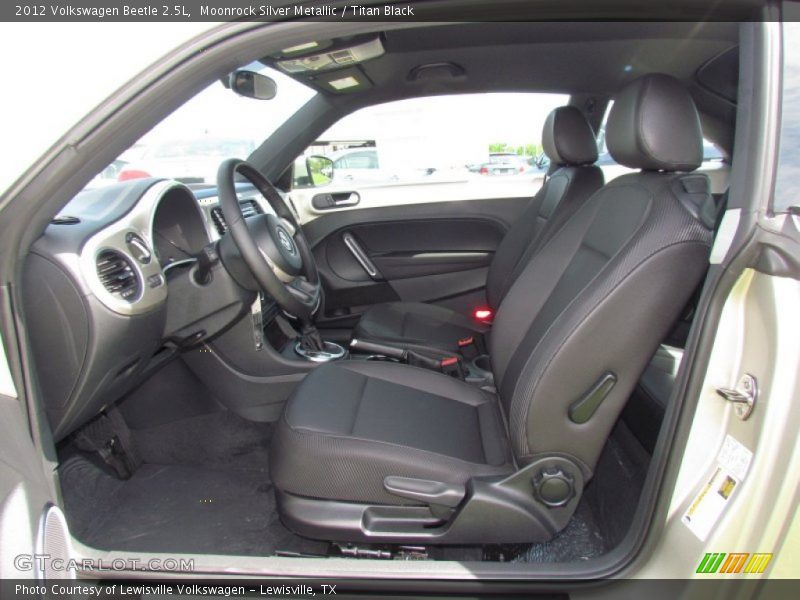 Moonrock Silver Metallic / Titan Black 2012 Volkswagen Beetle 2.5L