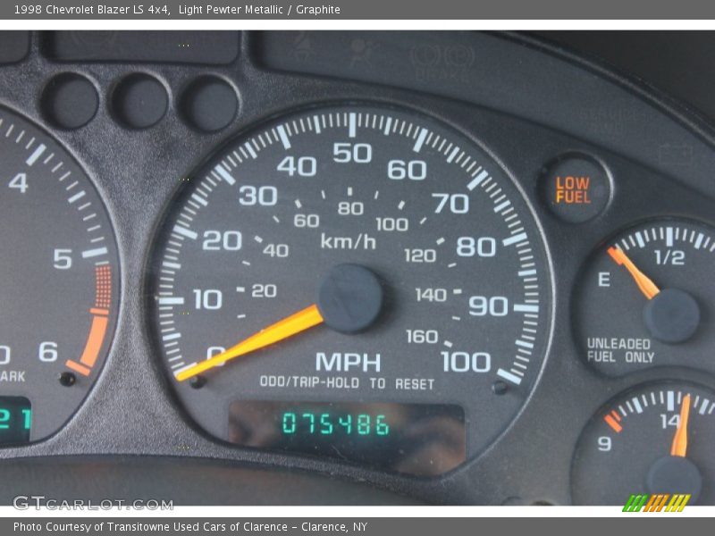 Light Pewter Metallic / Graphite 1998 Chevrolet Blazer LS 4x4