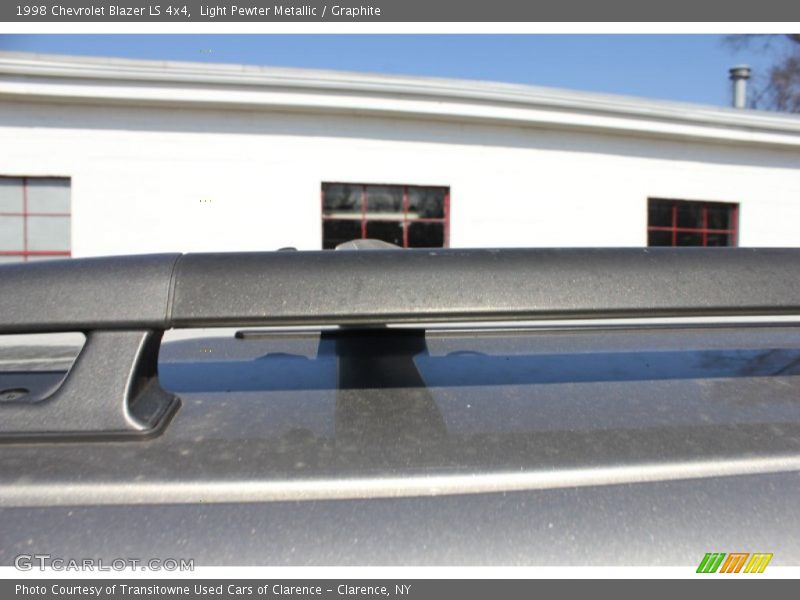 Light Pewter Metallic / Graphite 1998 Chevrolet Blazer LS 4x4