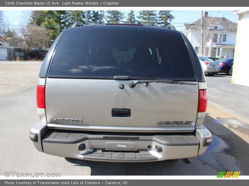Light Pewter Metallic / Graphite 1998 Chevrolet Blazer LS 4x4