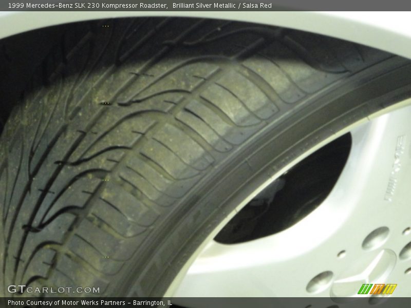 Brilliant Silver Metallic / Salsa Red 1999 Mercedes-Benz SLK 230 Kompressor Roadster