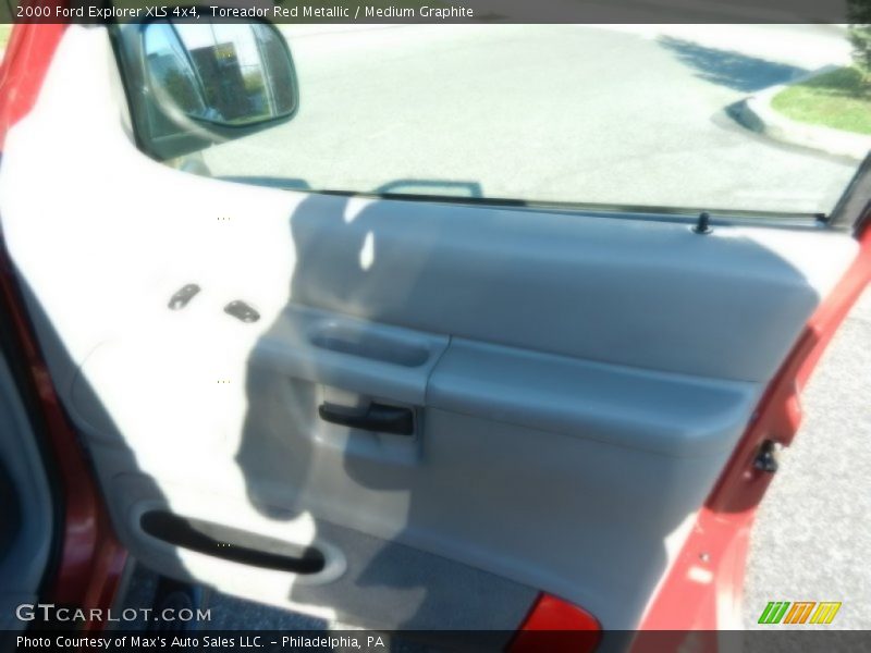 Toreador Red Metallic / Medium Graphite 2000 Ford Explorer XLS 4x4