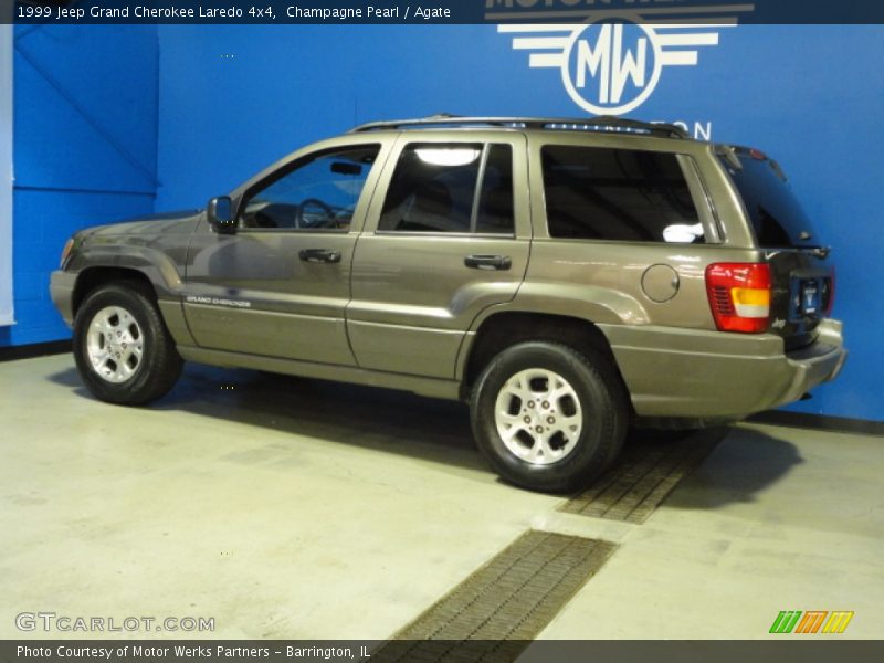 Champagne Pearl / Agate 1999 Jeep Grand Cherokee Laredo 4x4