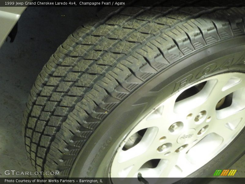 Champagne Pearl / Agate 1999 Jeep Grand Cherokee Laredo 4x4