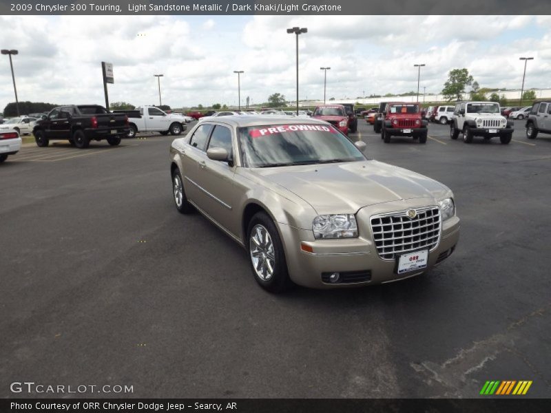 Light Sandstone Metallic / Dark Khaki/Light Graystone 2009 Chrysler 300 Touring