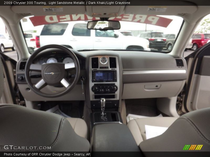 Light Sandstone Metallic / Dark Khaki/Light Graystone 2009 Chrysler 300 Touring