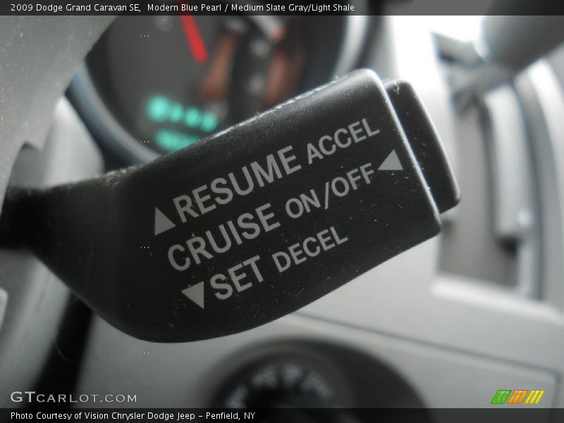 Modern Blue Pearl / Medium Slate Gray/Light Shale 2009 Dodge Grand Caravan SE