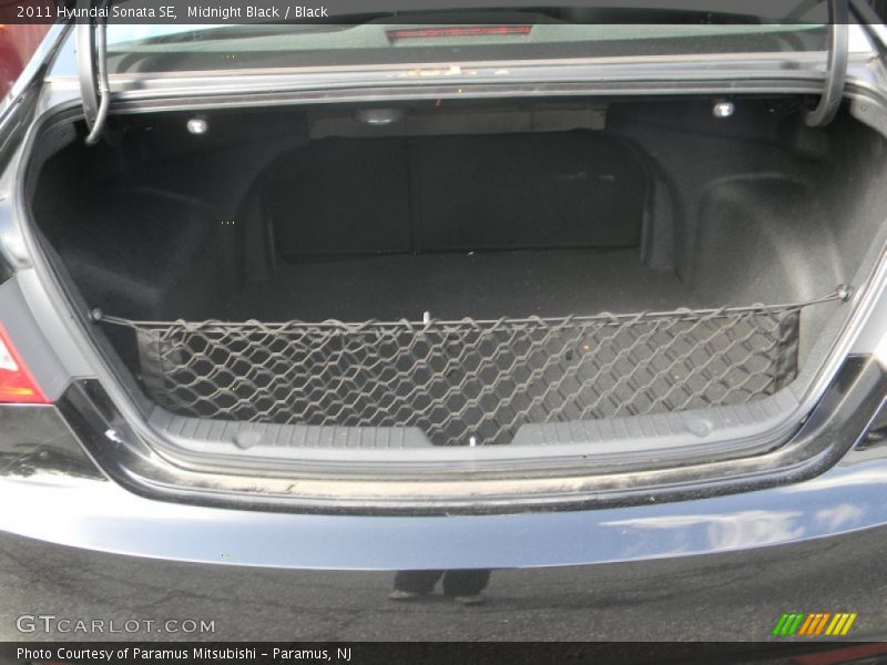Midnight Black / Black 2011 Hyundai Sonata SE