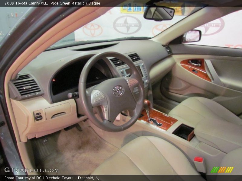 Aloe Green Metallic / Bisque 2009 Toyota Camry XLE